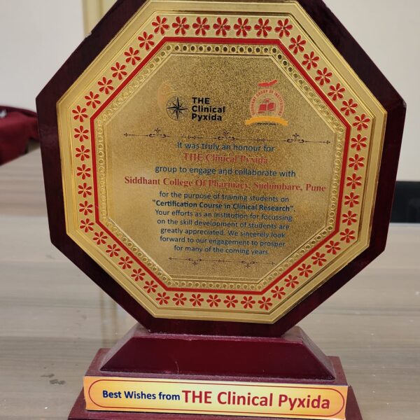 siddhant college of pharmacy received award